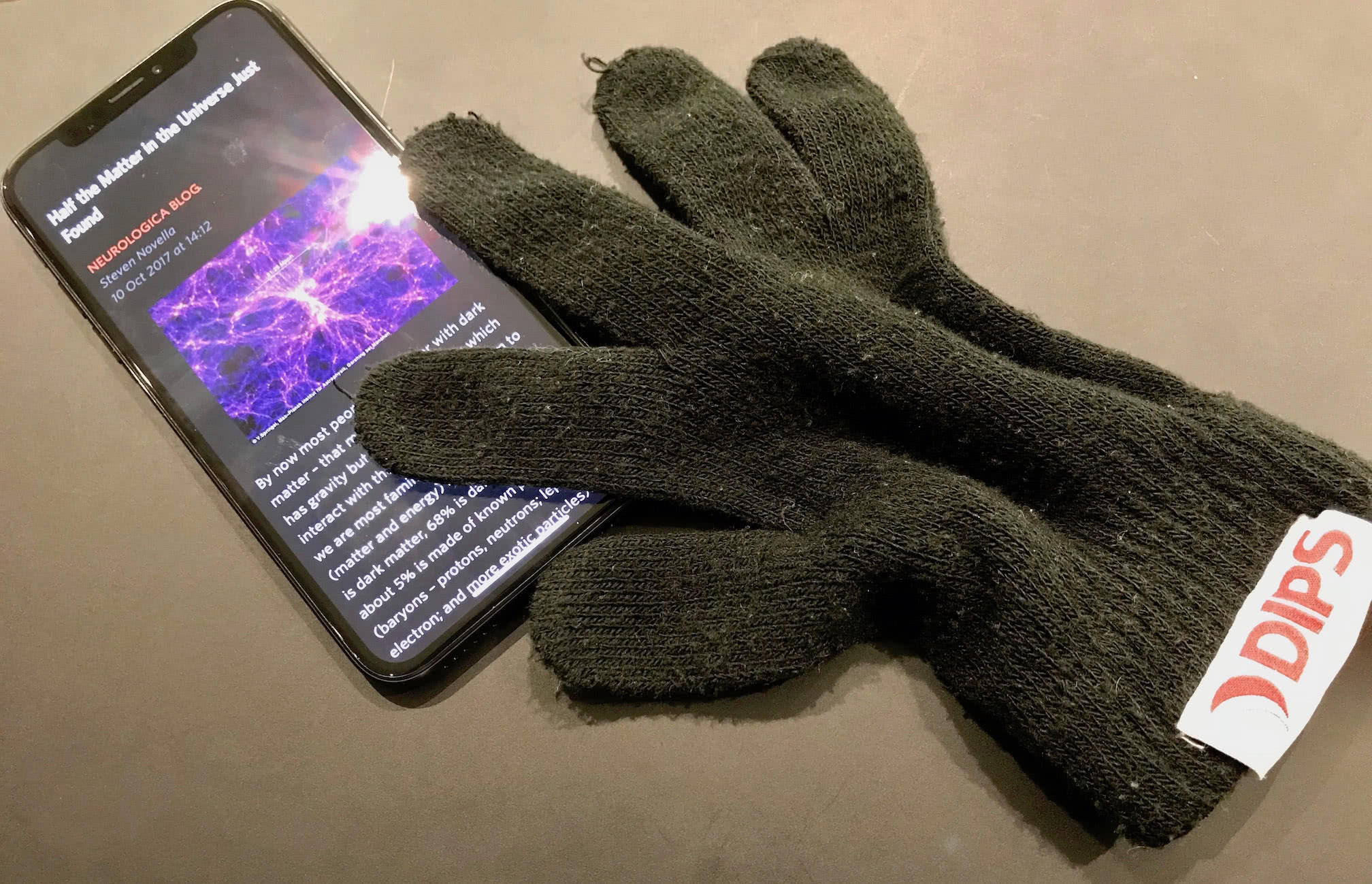 Even with awesome touch enabled gloves, DIPS edition, iPhone X is amazing!